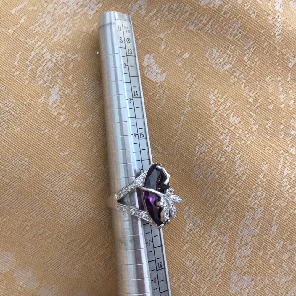 925 Sterling Silver w Large Marquis Purple CZ Cocktail Ring and Silver Accents - Picture 8 of 10